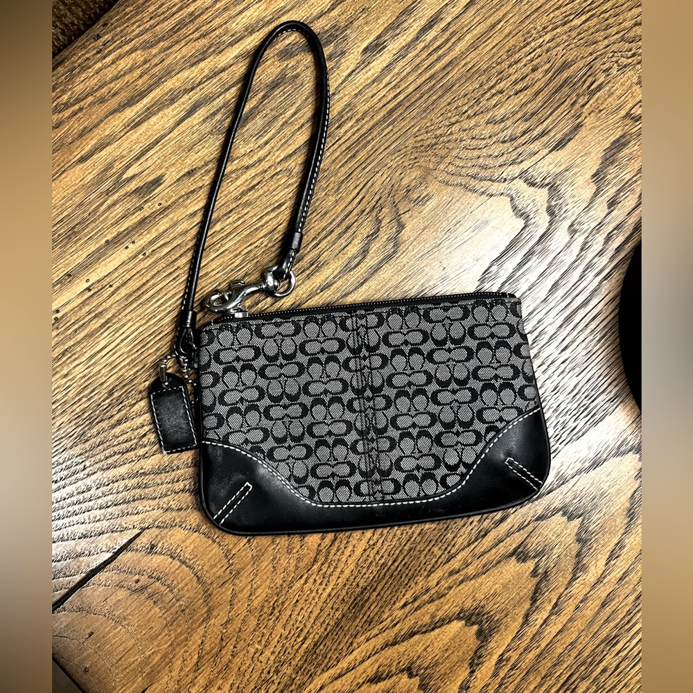 Coach Signature Black & Gray Wristlet